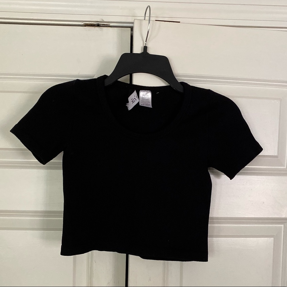 Fab'rik ribbed crop short sleeved shirt top